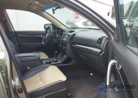 2011 Kia Sorento Ex from USA, damaged, VIN 5XYKU3A12BG022326